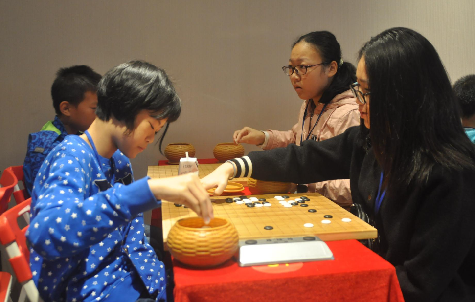 首届中日友好青少年五子棋交流大会在东京开幕